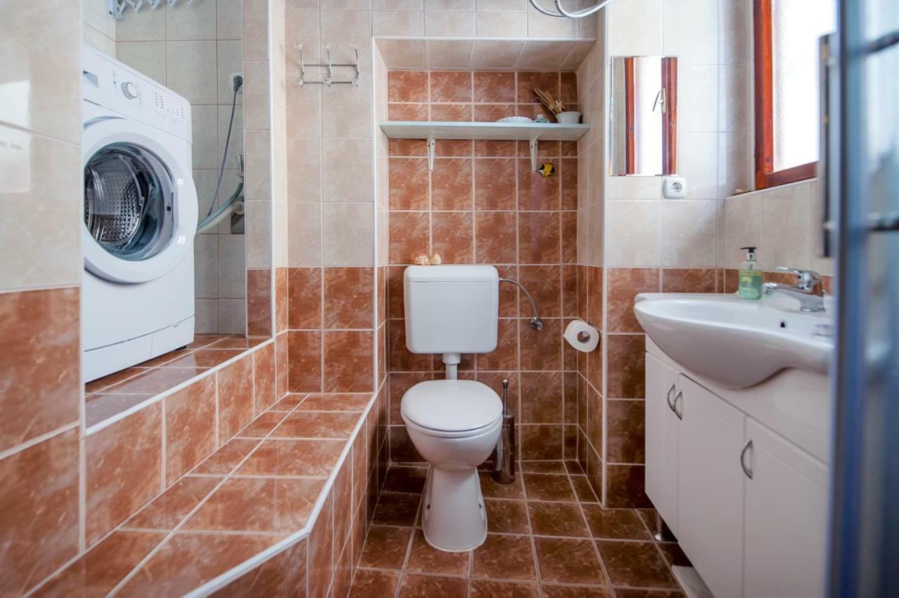 Studio Apartment Grisia 罗维尼 外观 照片